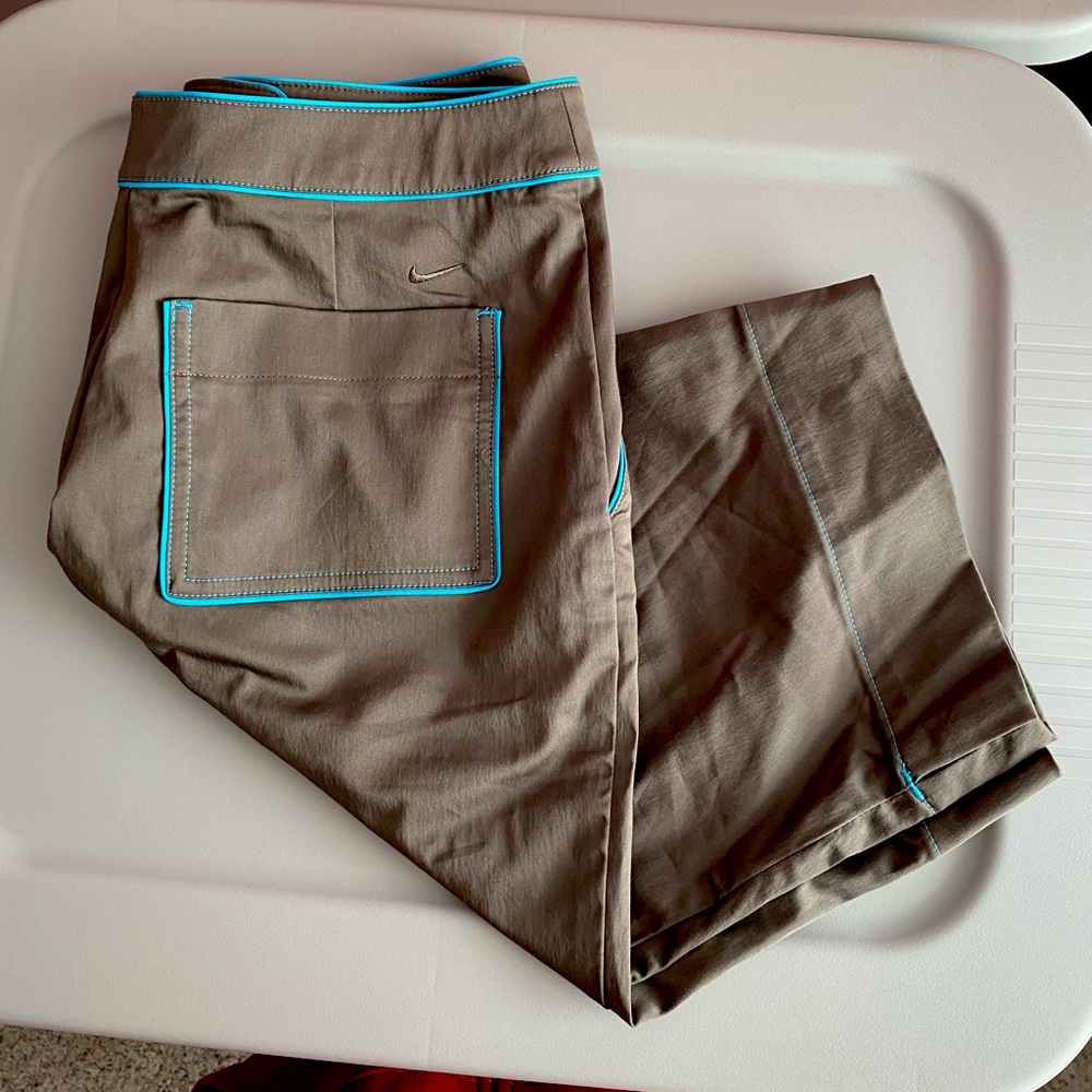 Nike Golf Shorts NWT New With Tags Size 4